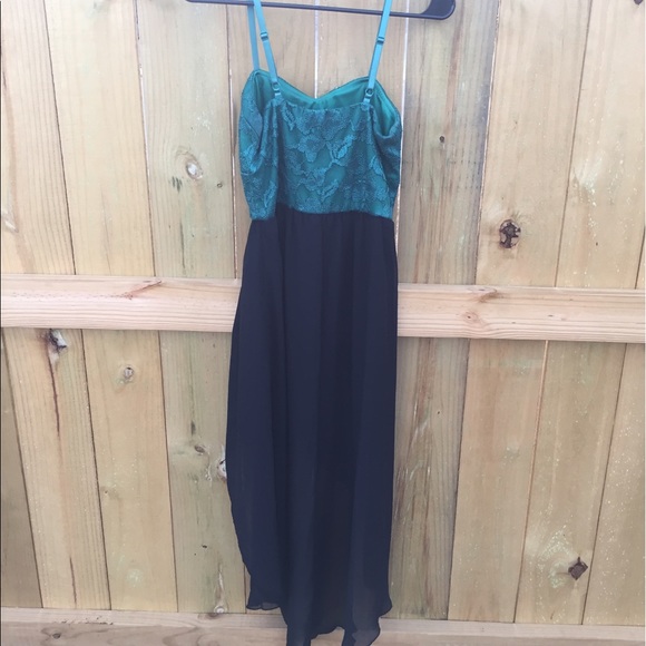 Lace & Chiffon High-Low Dress - Picture 4 of 5